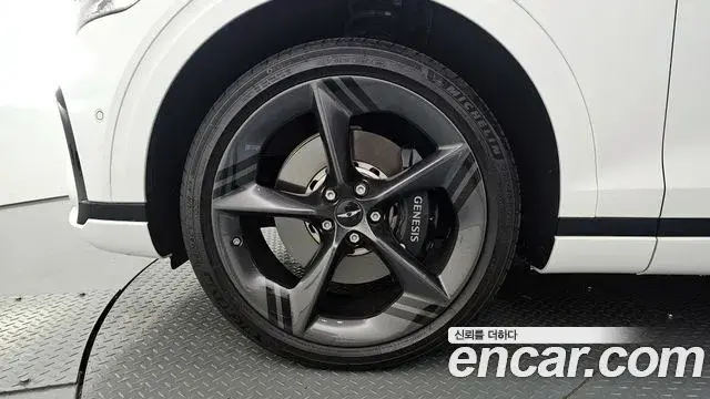 Genesis GV70 2024 — Şəkil 14/20