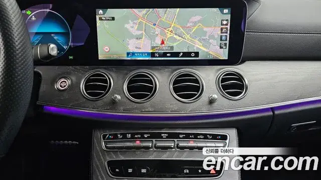 Mercedes-Benz E-Class 2020 — Şəkil 20/20