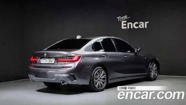 BMW 3 Series 2020 — ფოტო 17/20