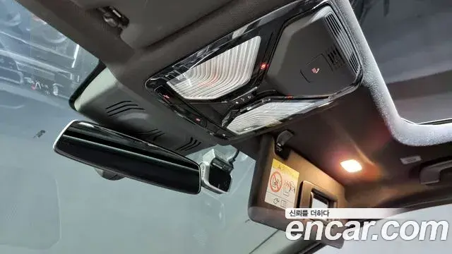 BMW 3 Series 2020 — ფოტო 19/20