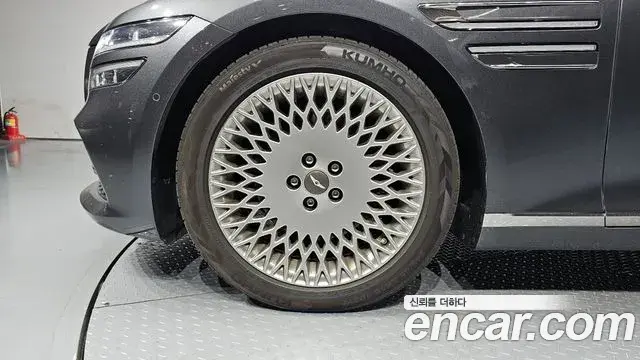 Genesis G80 2021 — ფოტო 10/20