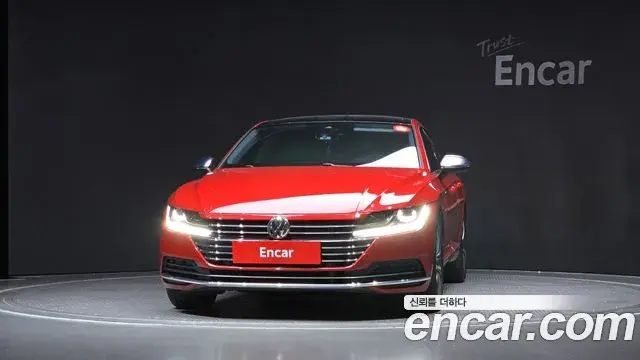 Volkswagen Arteon 2018 — Фото 2/20