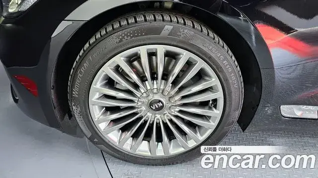 Kia The K9 2021 — Photo 3/20