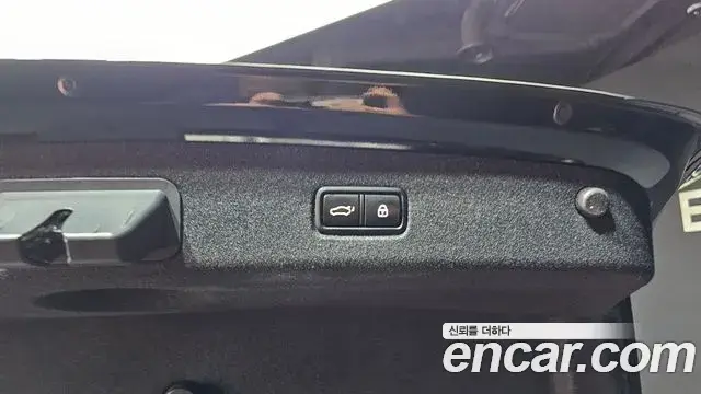Kia The K9 2021 — Photo 9/20