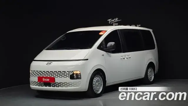 Hyundai Staria 2022 — Фото 10/20