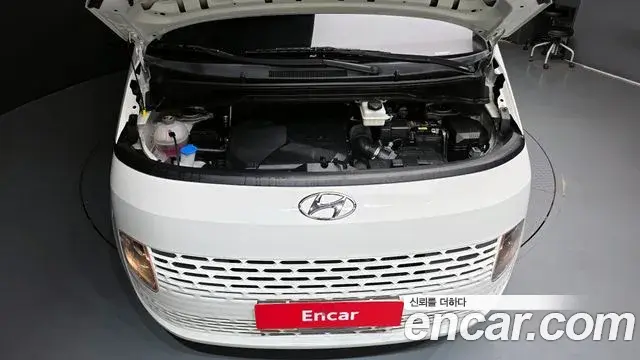 Hyundai Staria 2022 — Фото 5/20