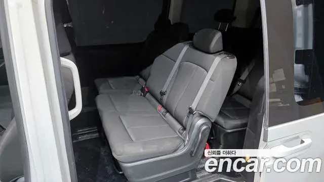 Hyundai Staria 2022 — Фото 11/20