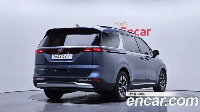 Kia Carnival 2020 — Şəkil 16/20