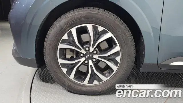 Kia Carnival 2020 — Şəkil 8/20