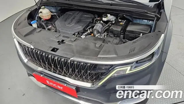 Kia Carnival 2020 — Şəkil 15/20