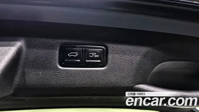 Kia Carnival 2020 — Şəkil 19/20