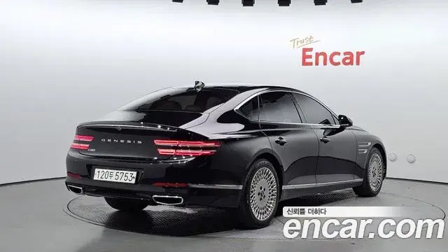 Genesis G80 2021 — Photo 17/20