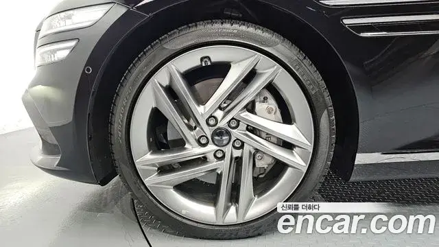 Genesis G80 2024 — ფოტო 17/20