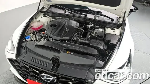 Hyundai Sonata Hybrid 2021 — Şəkil 14/20