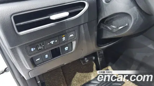 Hyundai Sonata Hybrid 2021 — Şəkil 18/20