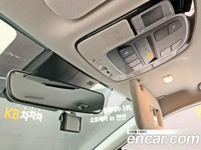 Hyundai Sonata Hybrid 2019 — Photo 3/20