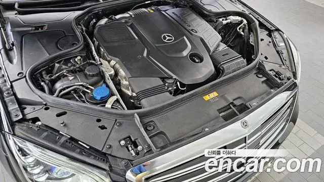 Mercedes-Benz S-Class 2019 — Şəkil 13/20