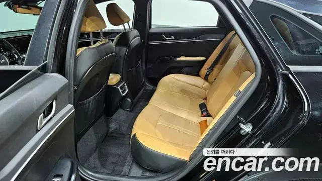 Kia K5 2020 — Şəkil 12/20