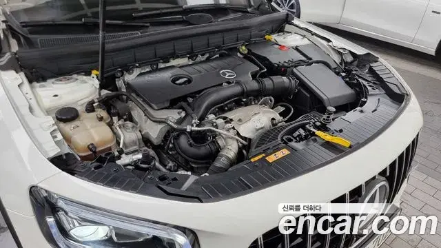 Mercedes-Benz GLB-Class 2021 — Photo 5/20