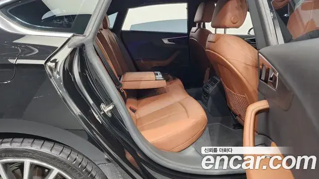Audi A5 2023 — Şəkil 7/20