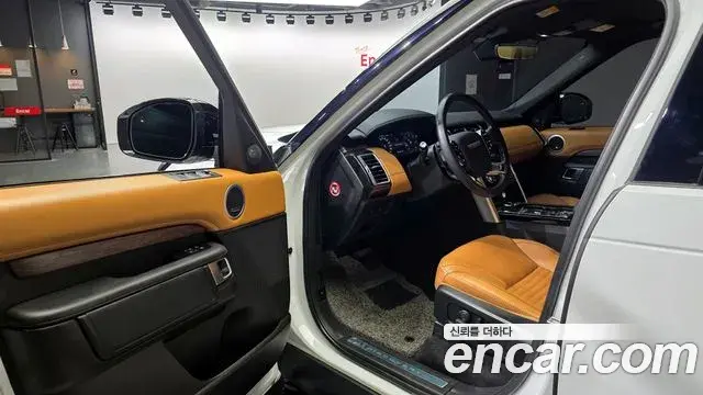Land Rover Discovery 5 2019 — Photo 6/20