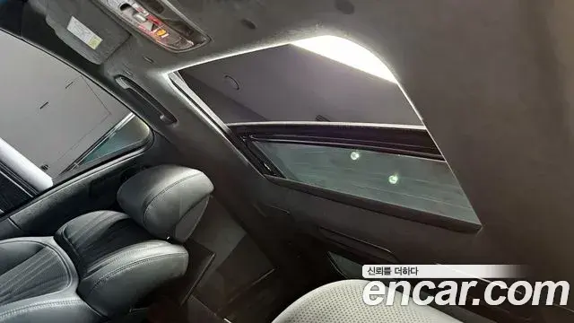 Genesis G90 2022 — Photo 19/20