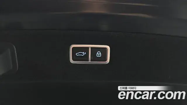 Genesis G90 2022 — Photo 20/20