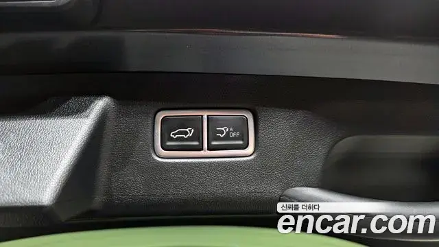 Kia Sorento 2023 — ფოტო 4/20