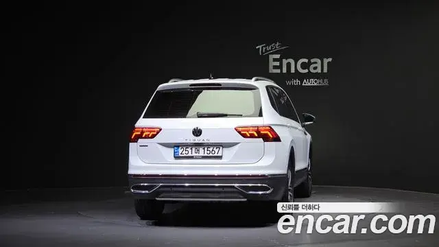 Volkswagen Tiguan Allspace 2022 — Şəkil 16/20