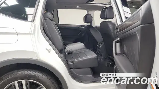 Volkswagen Tiguan Allspace 2022 — Şəkil 8/20