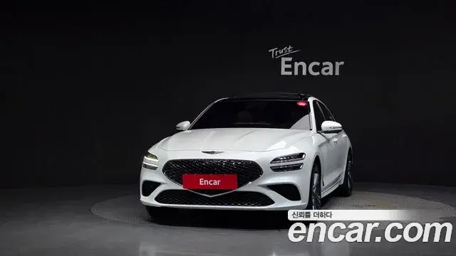 Genesis G70 2023 — Photo 1/20