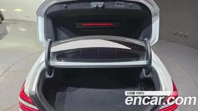 Genesis G70 2023 — Photo 8/20