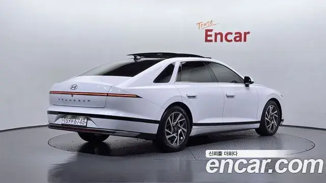 Hyundai Grandeur 2023 — Фото 2/20