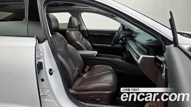 Hyundai Grandeur 2023 — Фото 10/20