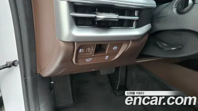 Hyundai Grandeur 2023 — Фото 16/20