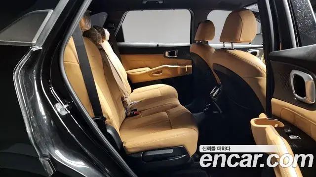 Kia Sorento 2021 — ფოტო 11/20