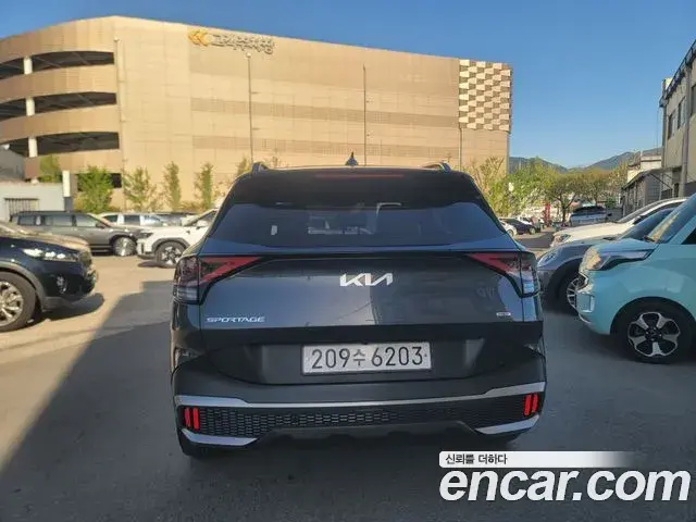 Kia Sportage 2022 — Şəkil 1/20