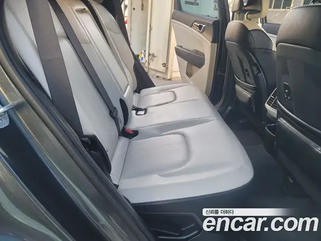 Kia Sportage 2022 — Şəkil 15/20