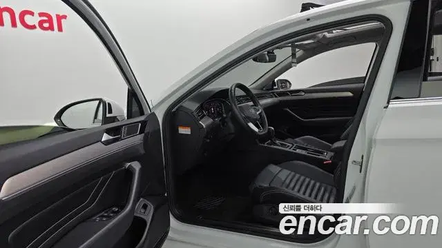Volkswagen Passat GT 2021 — Şəkil 5/20