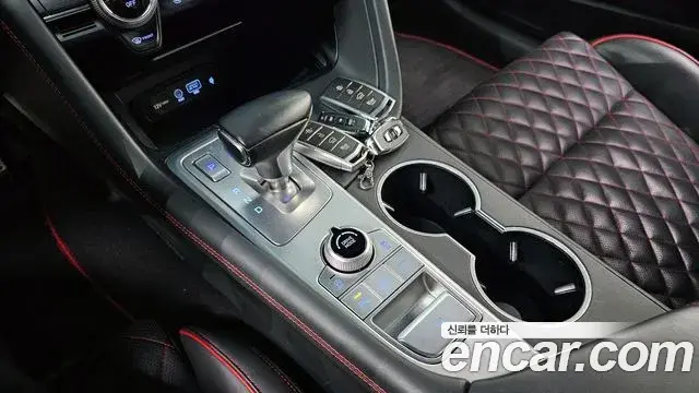 Genesis G70 2018 — Şəkil 1/20