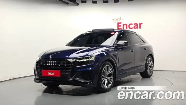 Audi Q7 2022 — Фото 1/20
