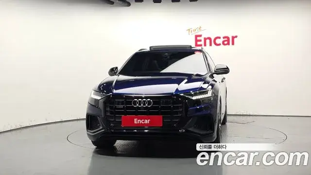 Audi Q7 2022 — Фото 3/20