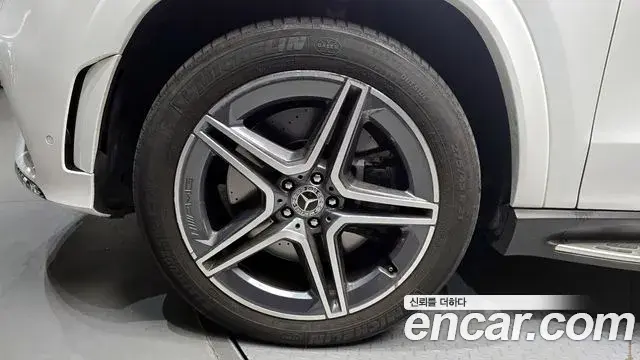 Mercedes-Benz GLS-Class 2022 — Фото 4/20