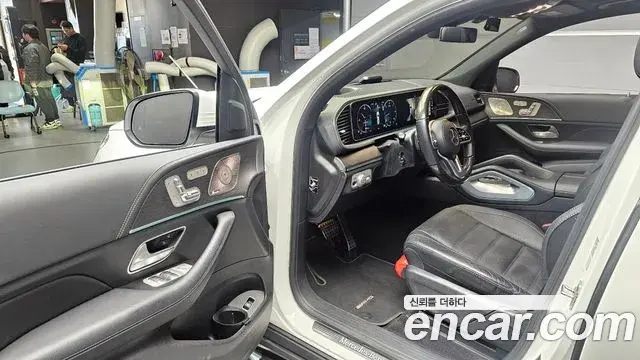 Mercedes-Benz GLS-Class 2022 — Фото 9/20