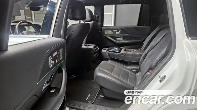 Mercedes-Benz GLS-Class 2022 — Фото 12/20