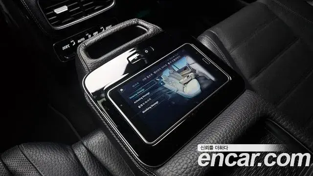 Mercedes-Benz GLS-Class 2022 — Фото 19/20