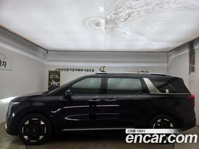 Kia Carnival 2024 — Photo 3/19