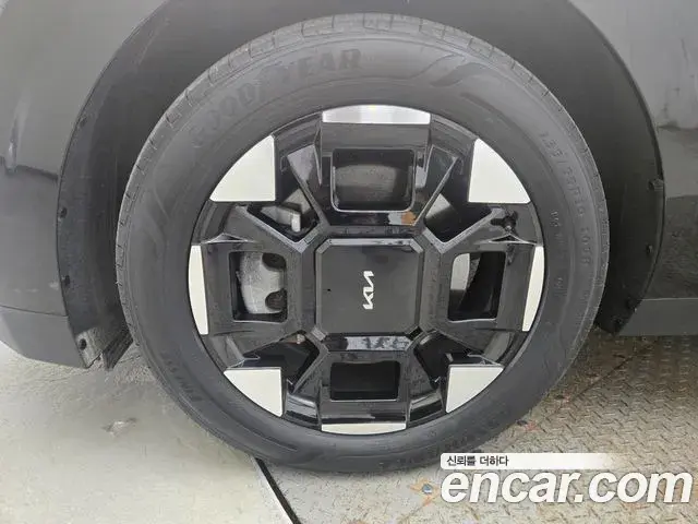 Kia Carnival 2024 — Photo 19/19