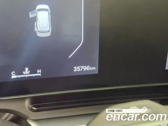 Kia Carnival 2024 — Photo 6/19