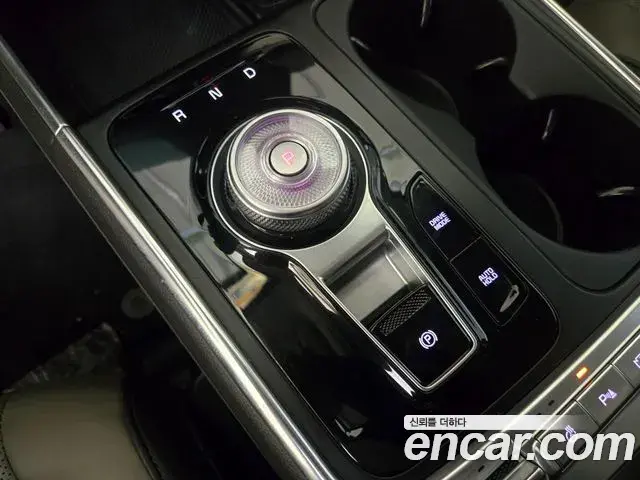 Kia Carnival 2024 — Photo 15/19